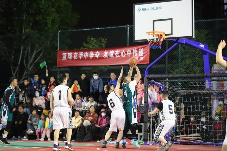 赛场上季后
