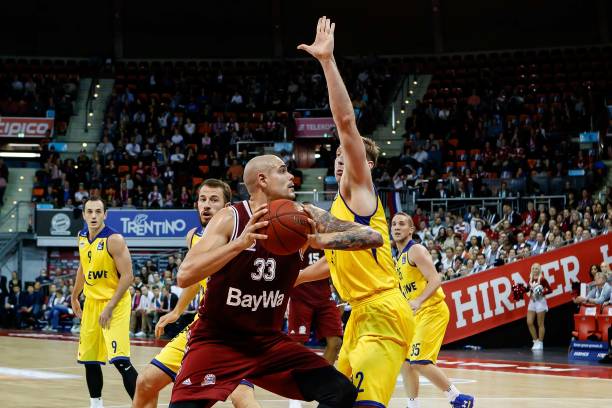 面对媒体采 面对媒体采