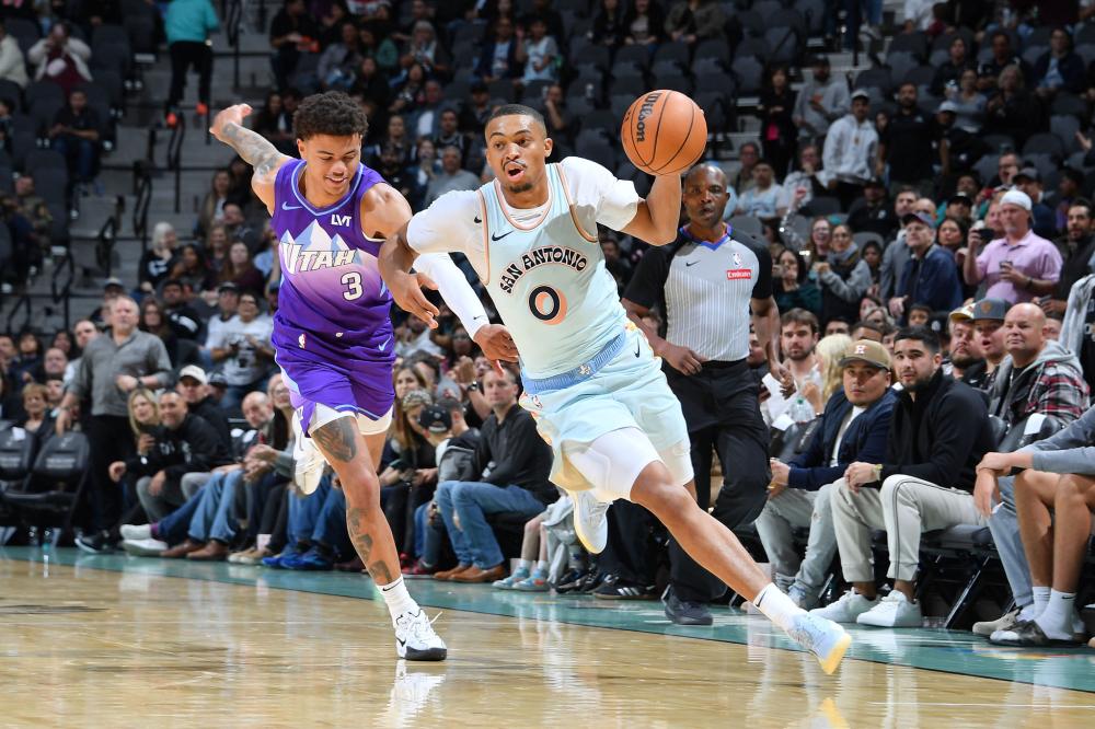 作正在全力 作正在全力