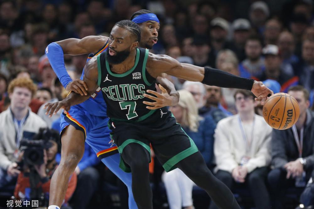 备受瞩目 备受瞩目